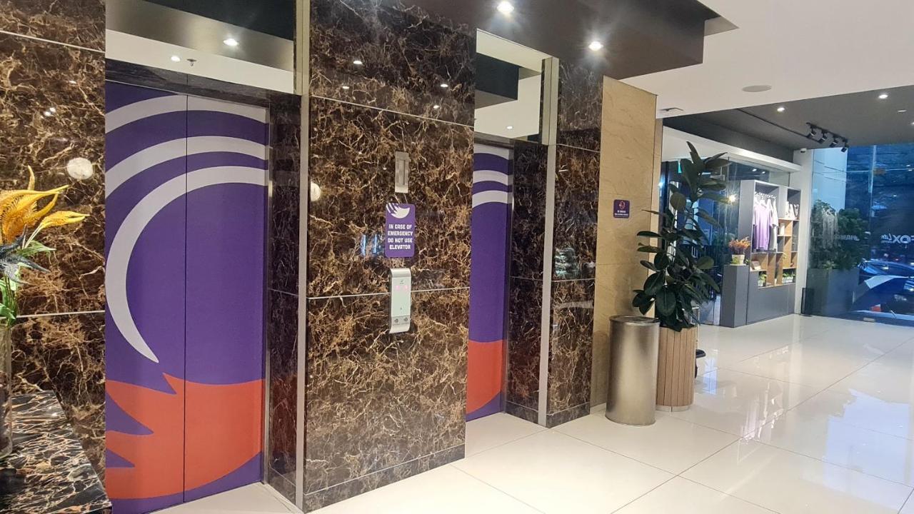 Fox Lite Grogol Jacarta Exterior foto